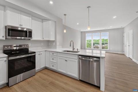 Condo For Sale - 4086A Perseus Ln<br/> CHARLOTTESVILLE, VA 22901