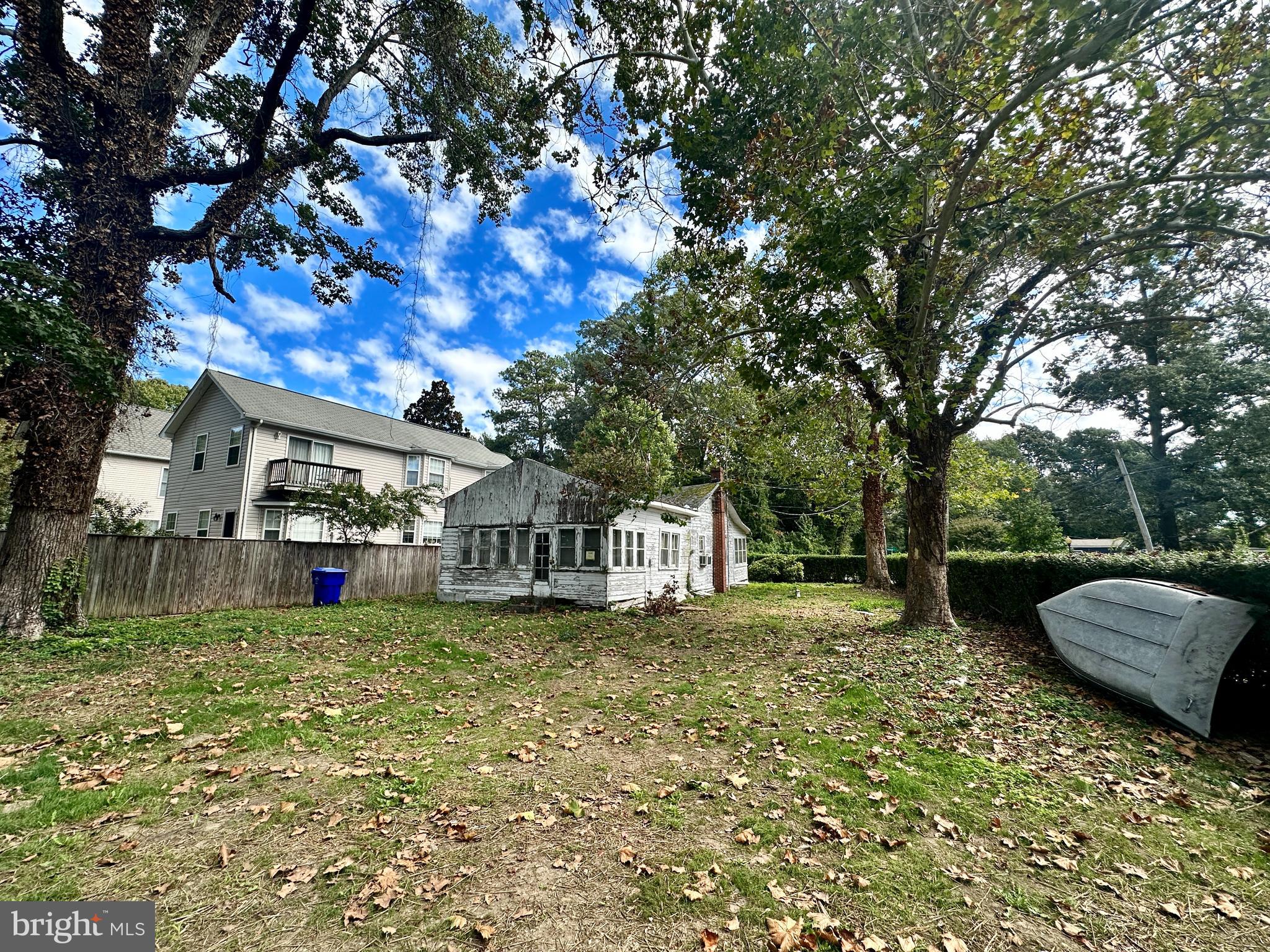 COBB ISLAND - Residential