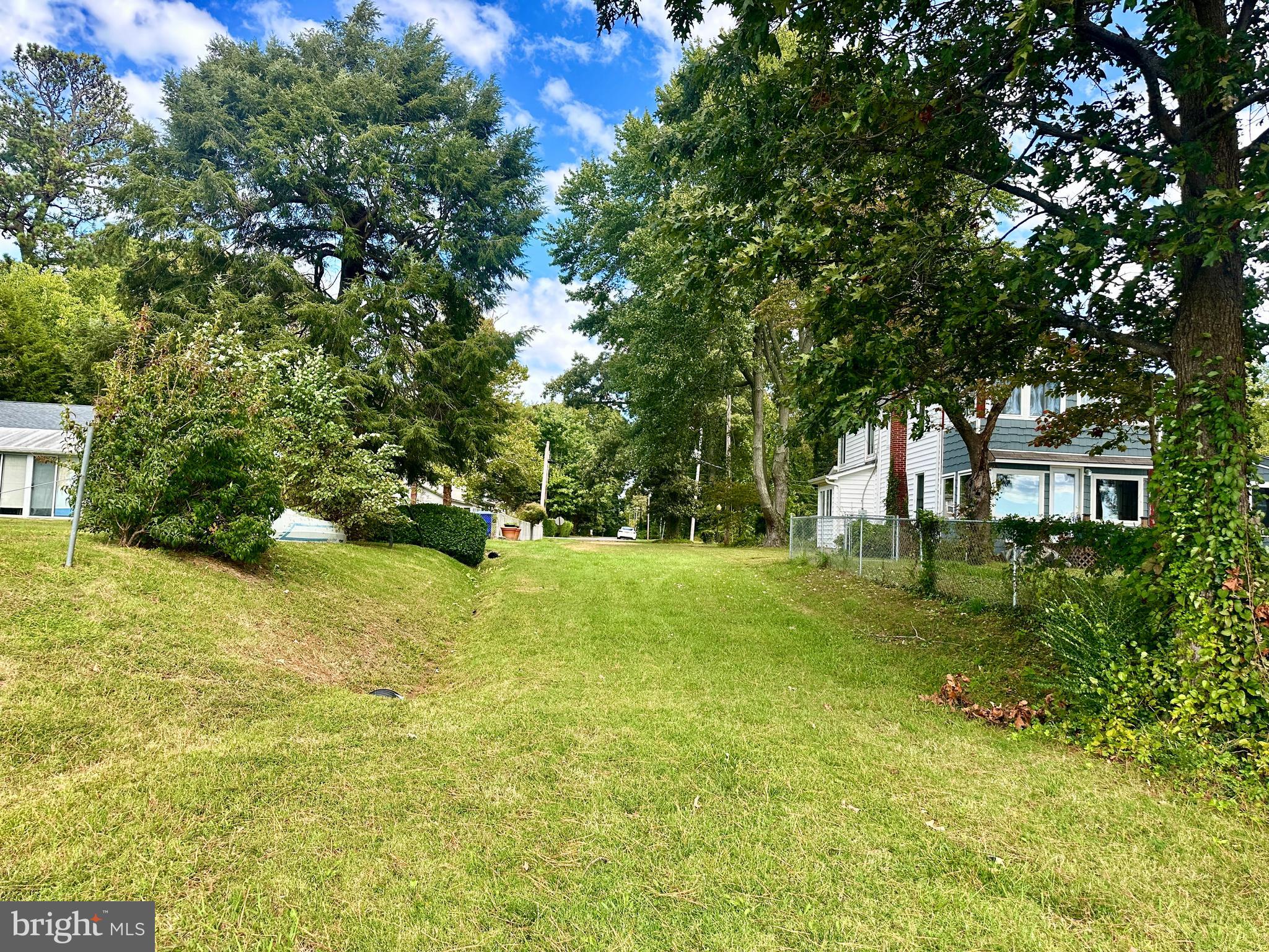 COBB ISLAND - Residential