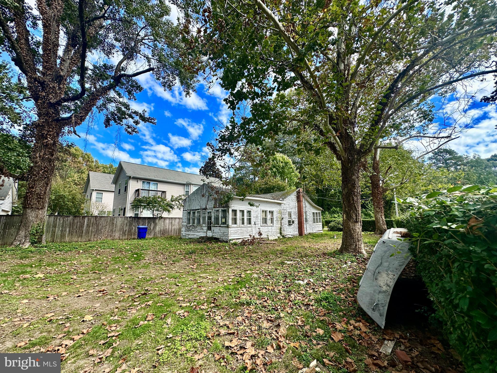 COBB ISLAND - Residential