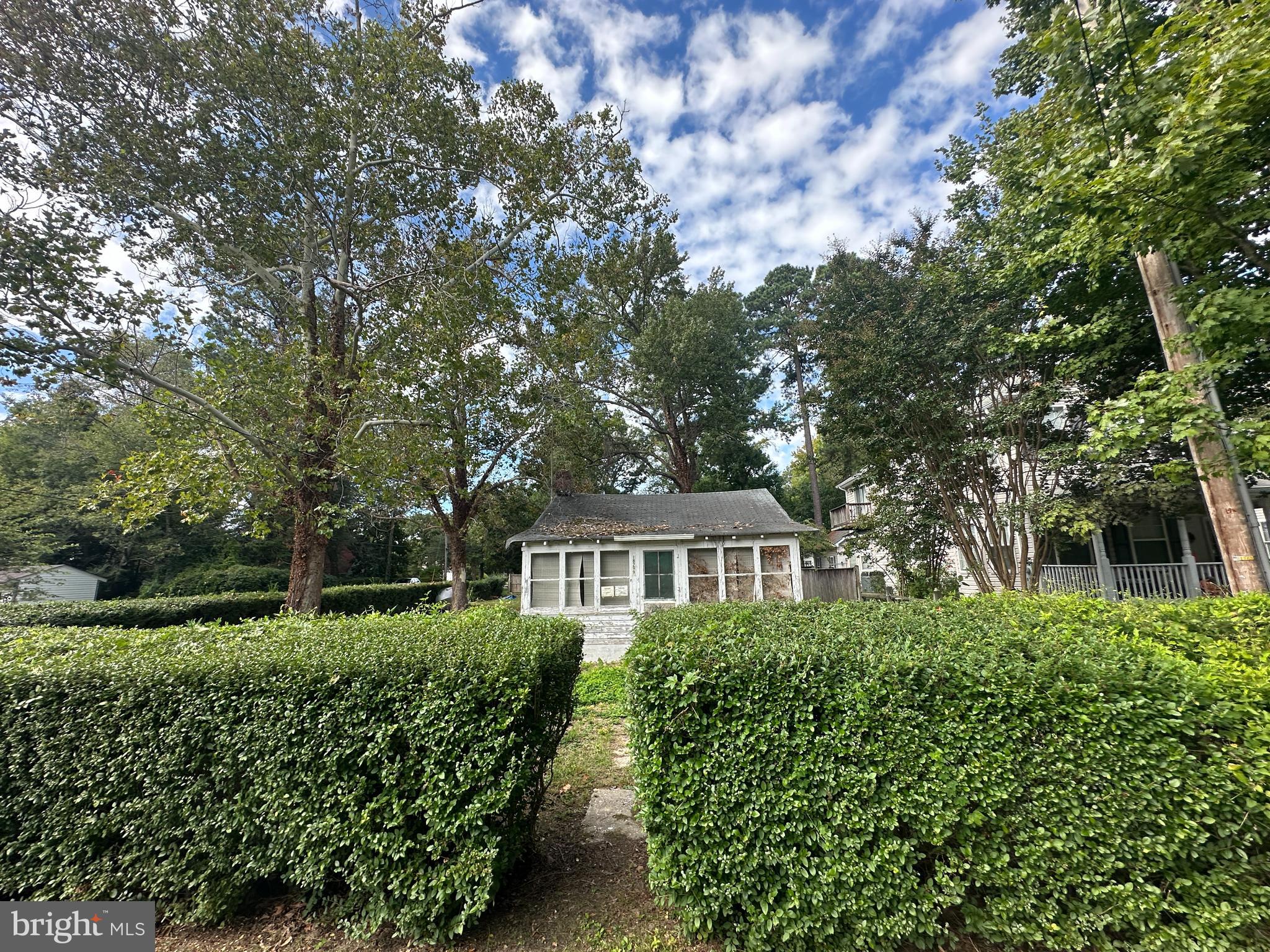 COBB ISLAND - Residential