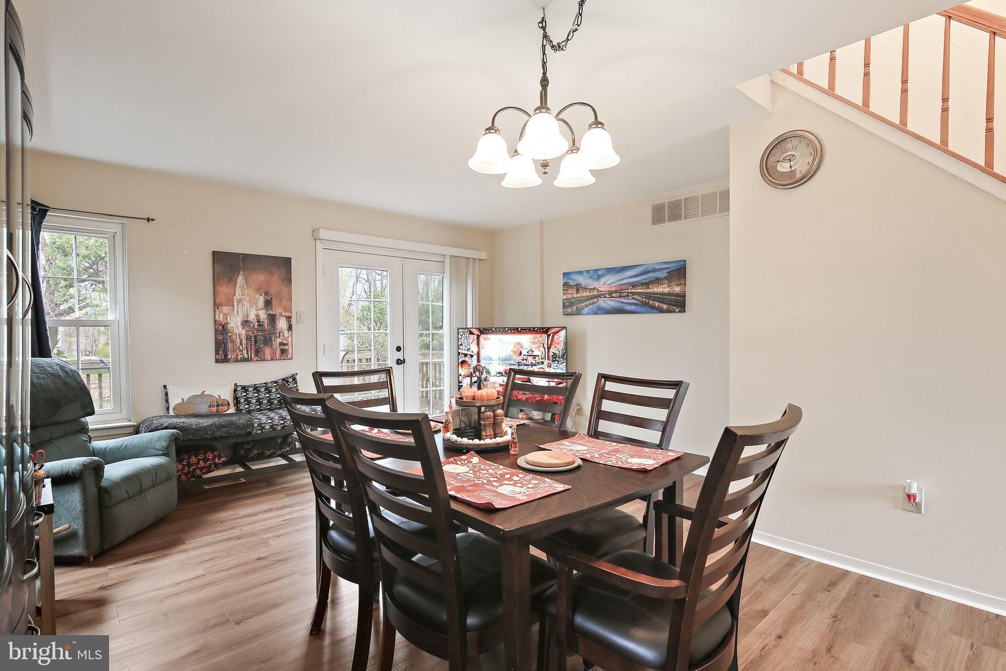 TIMBER GROVE - Residential