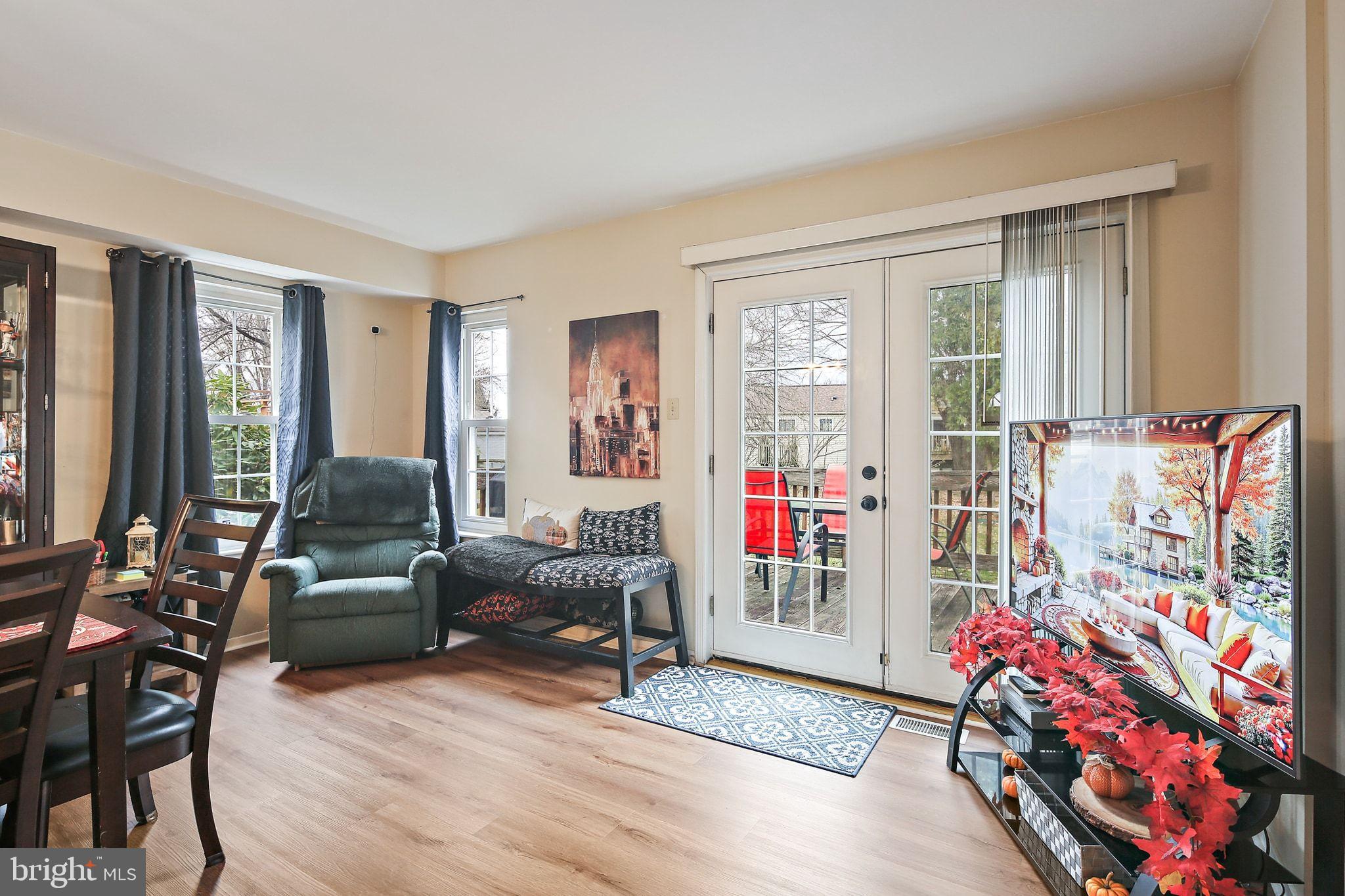 TIMBER GROVE - Residential