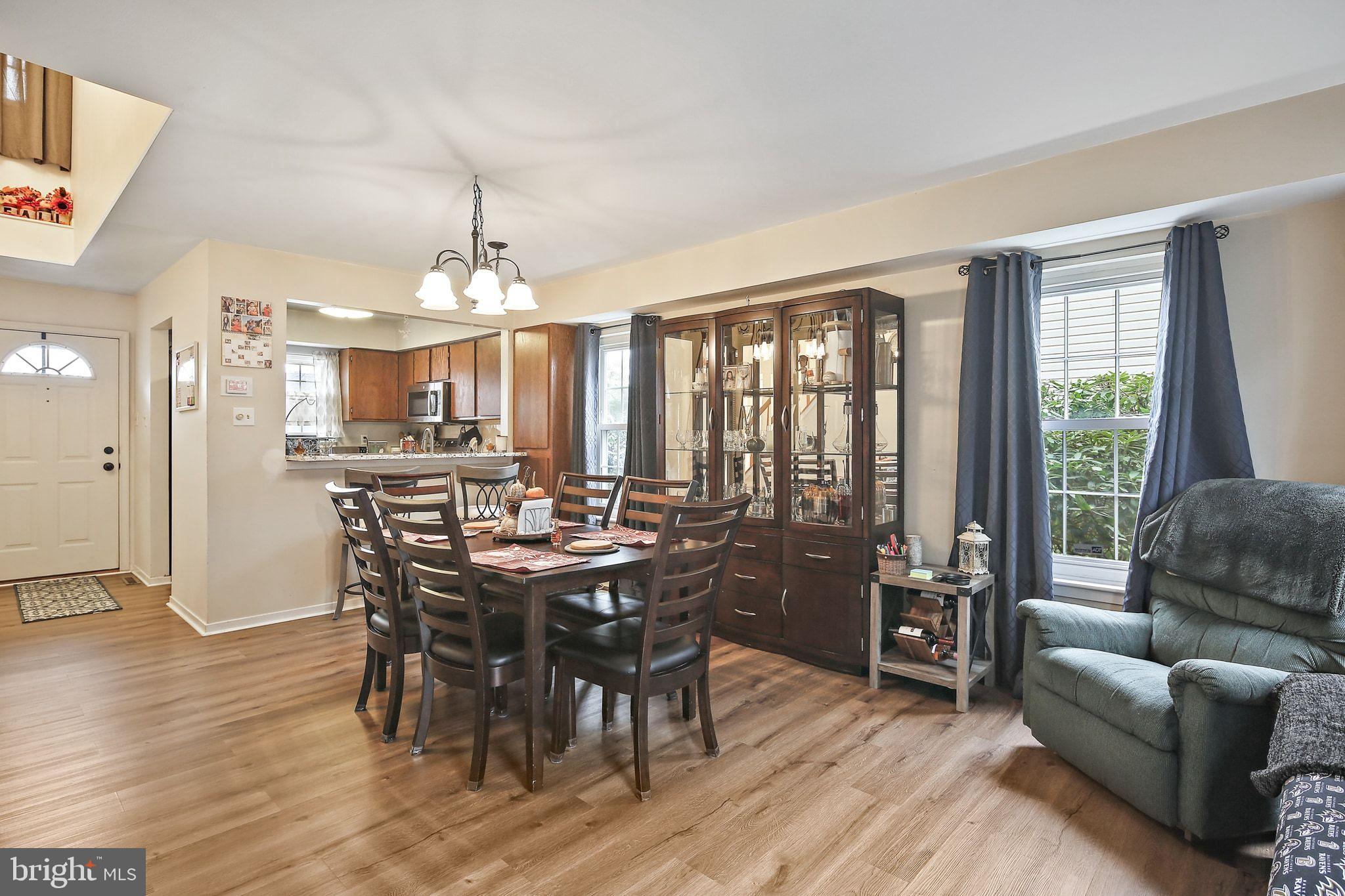 TIMBER GROVE - Residential