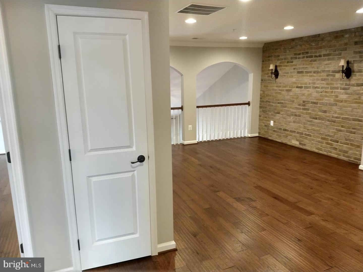 CD SMITH - Residential Lease