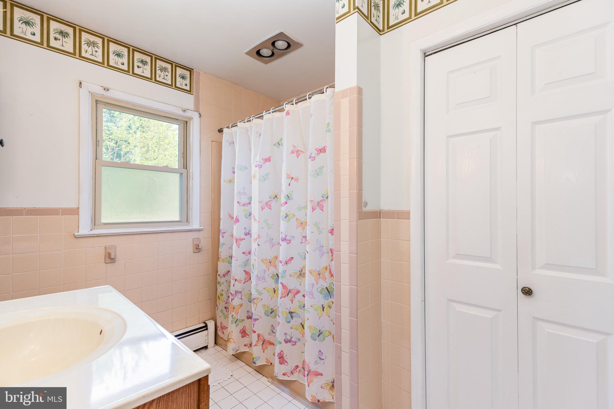 ABERDEEN HILLS - Residential