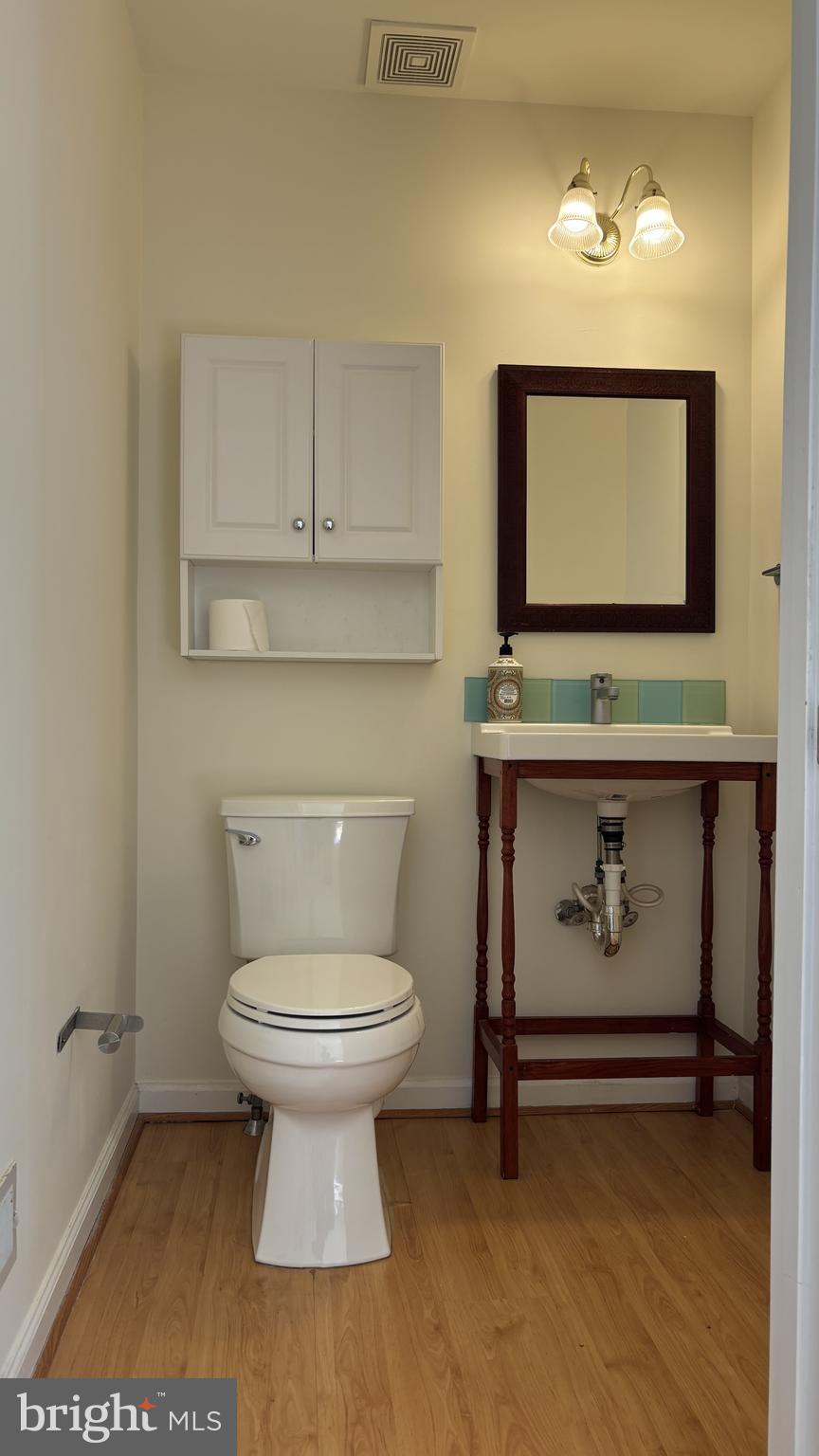 EXTON STATION - Residential Lease