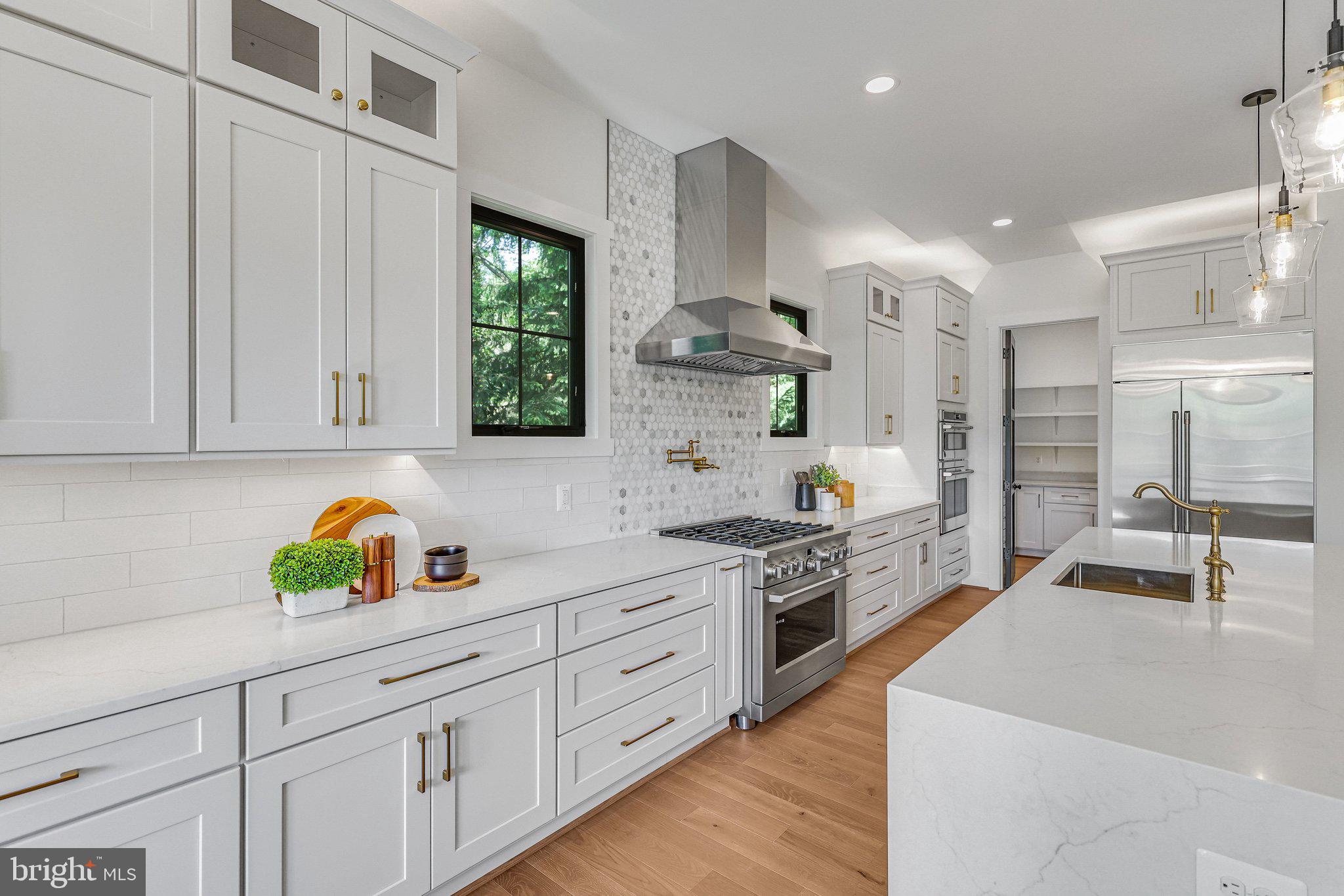 SOUTHAMPTON - Residential