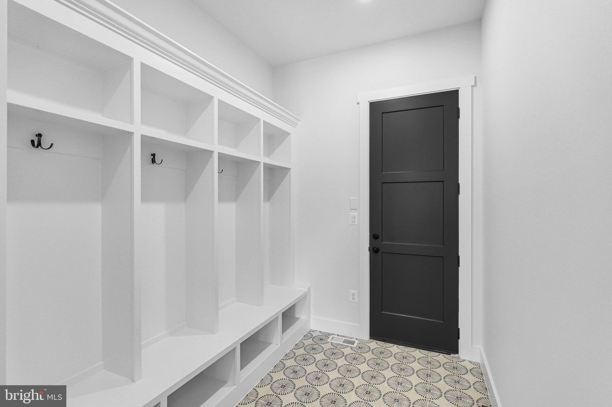 SOUTHAMPTON - Residential