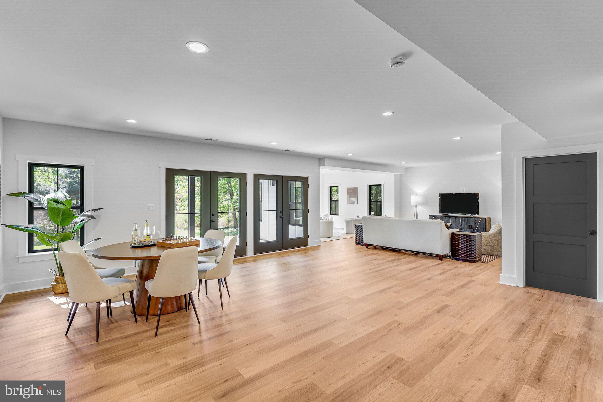 SOUTHAMPTON - Residential