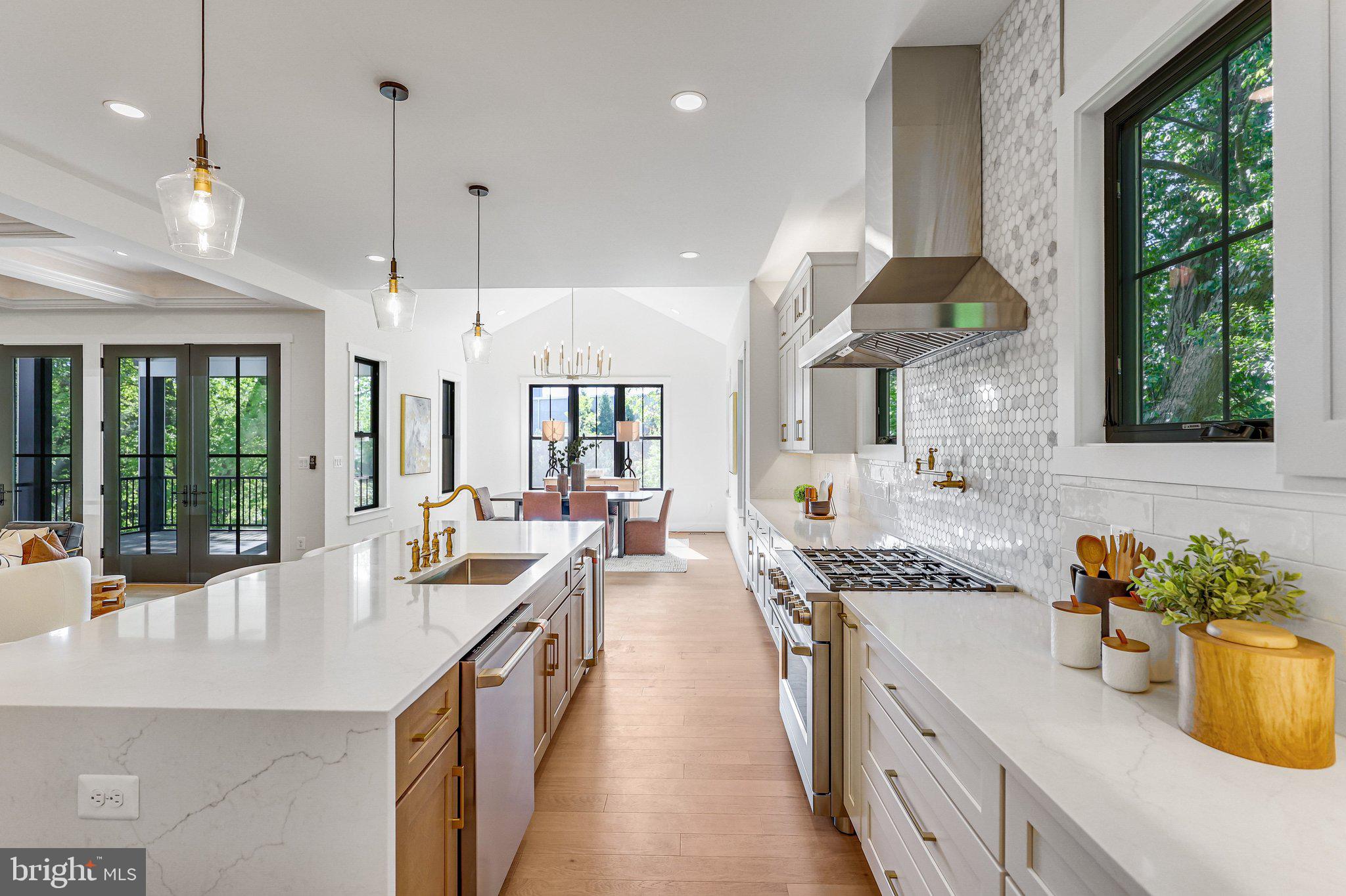 SOUTHAMPTON - Residential