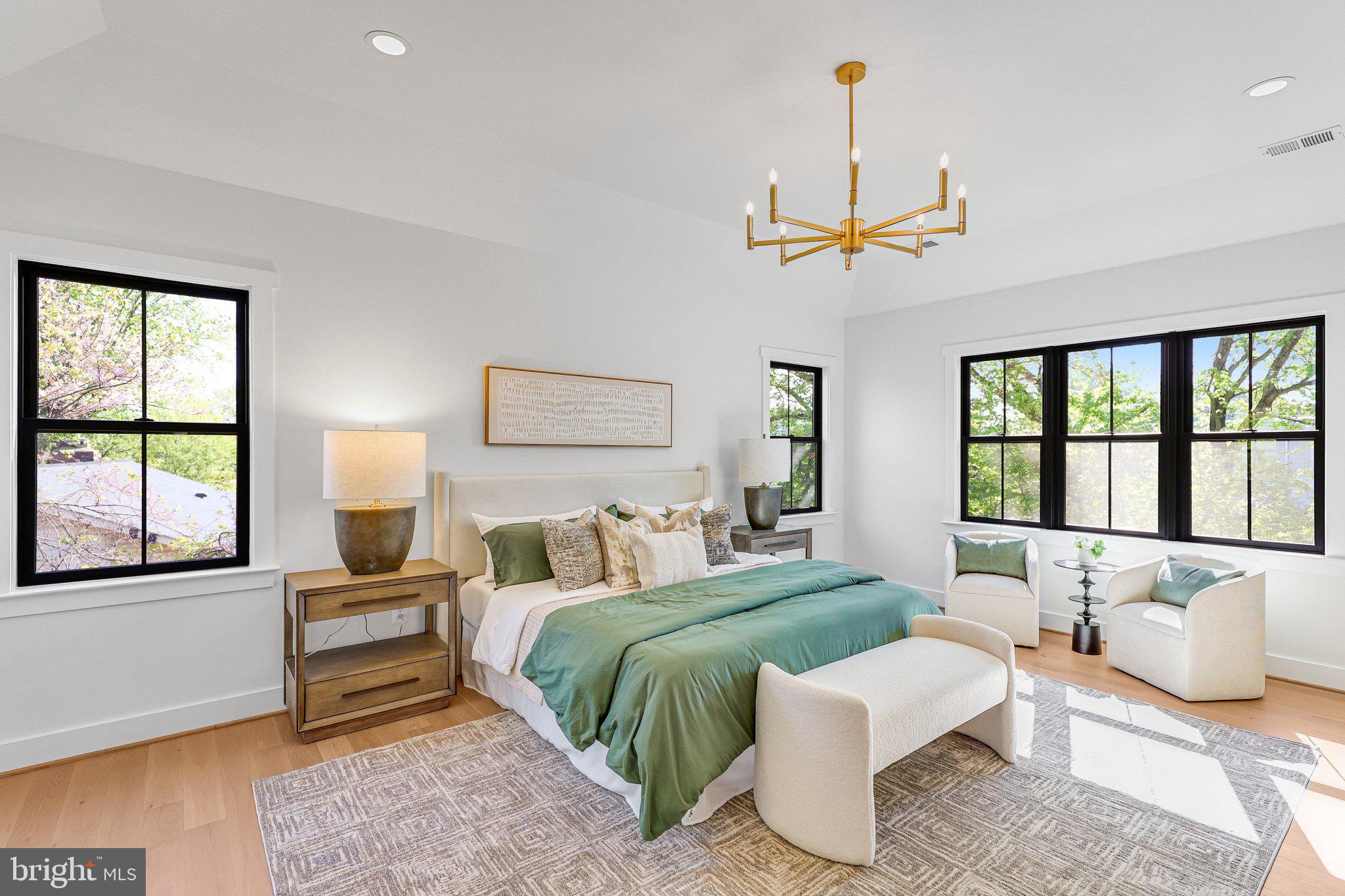 SOUTHAMPTON - Residential