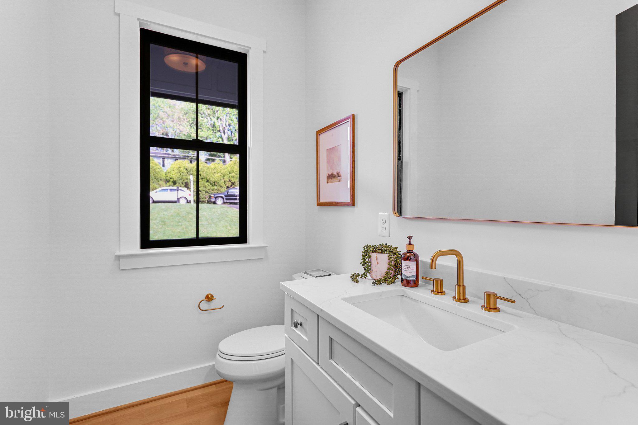 SOUTHAMPTON - Residential