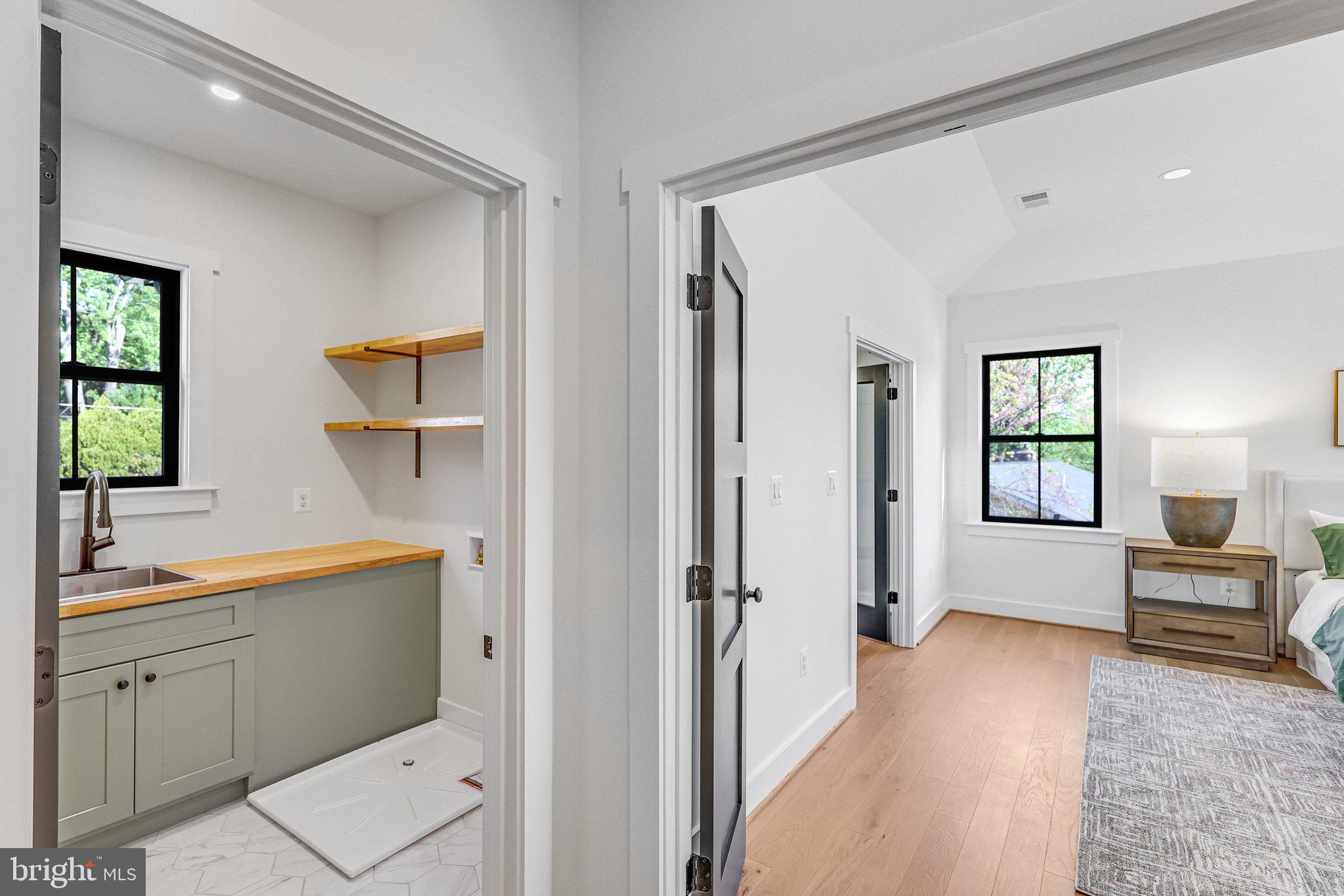 SOUTHAMPTON - Residential