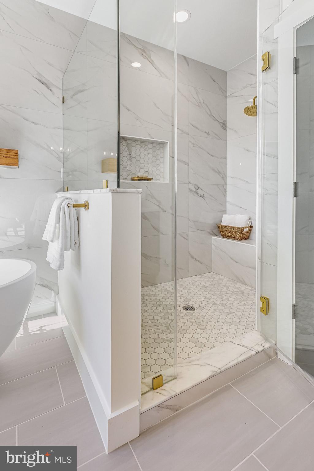 SOUTHAMPTON - Residential