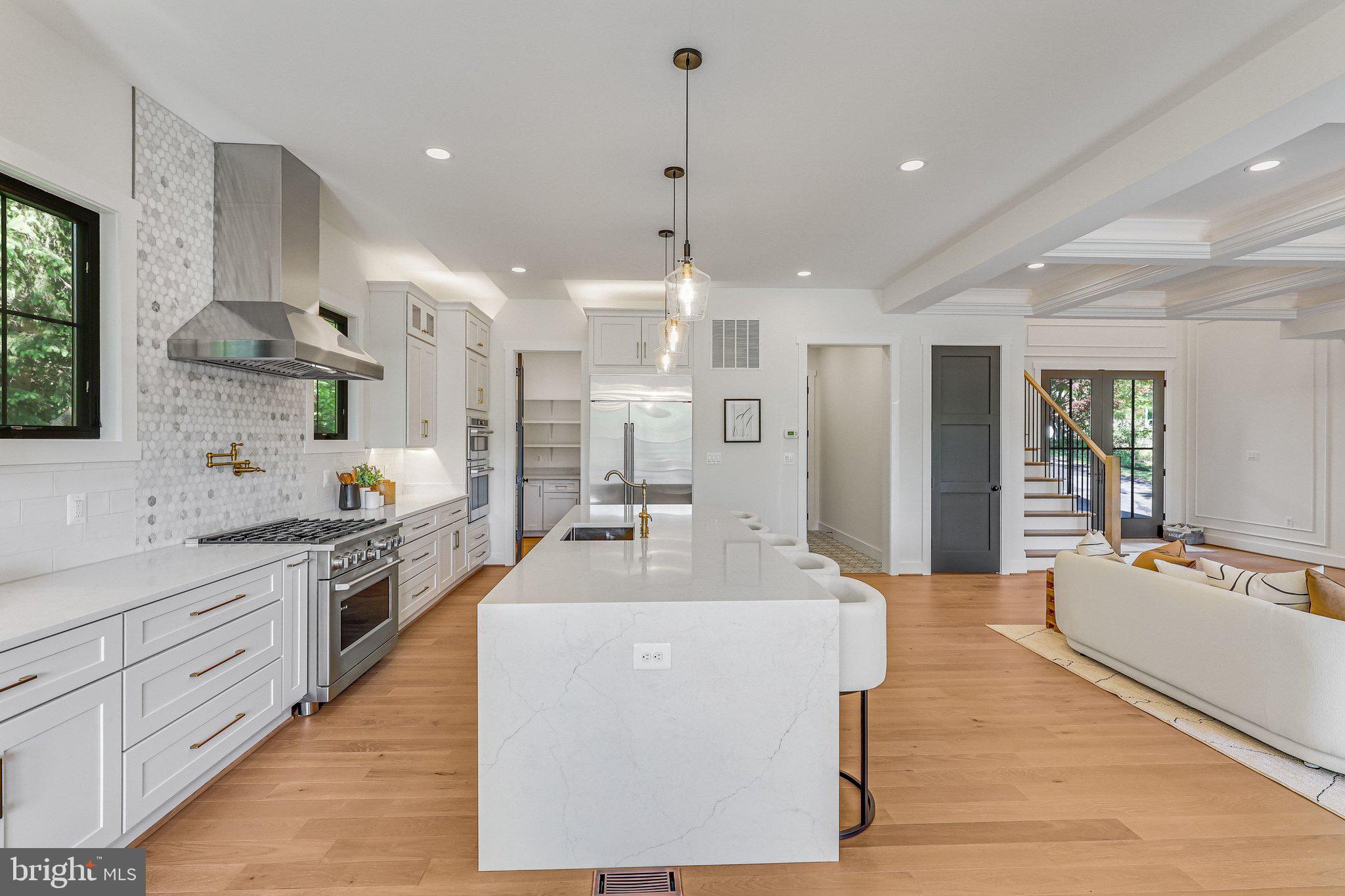 SOUTHAMPTON - Residential