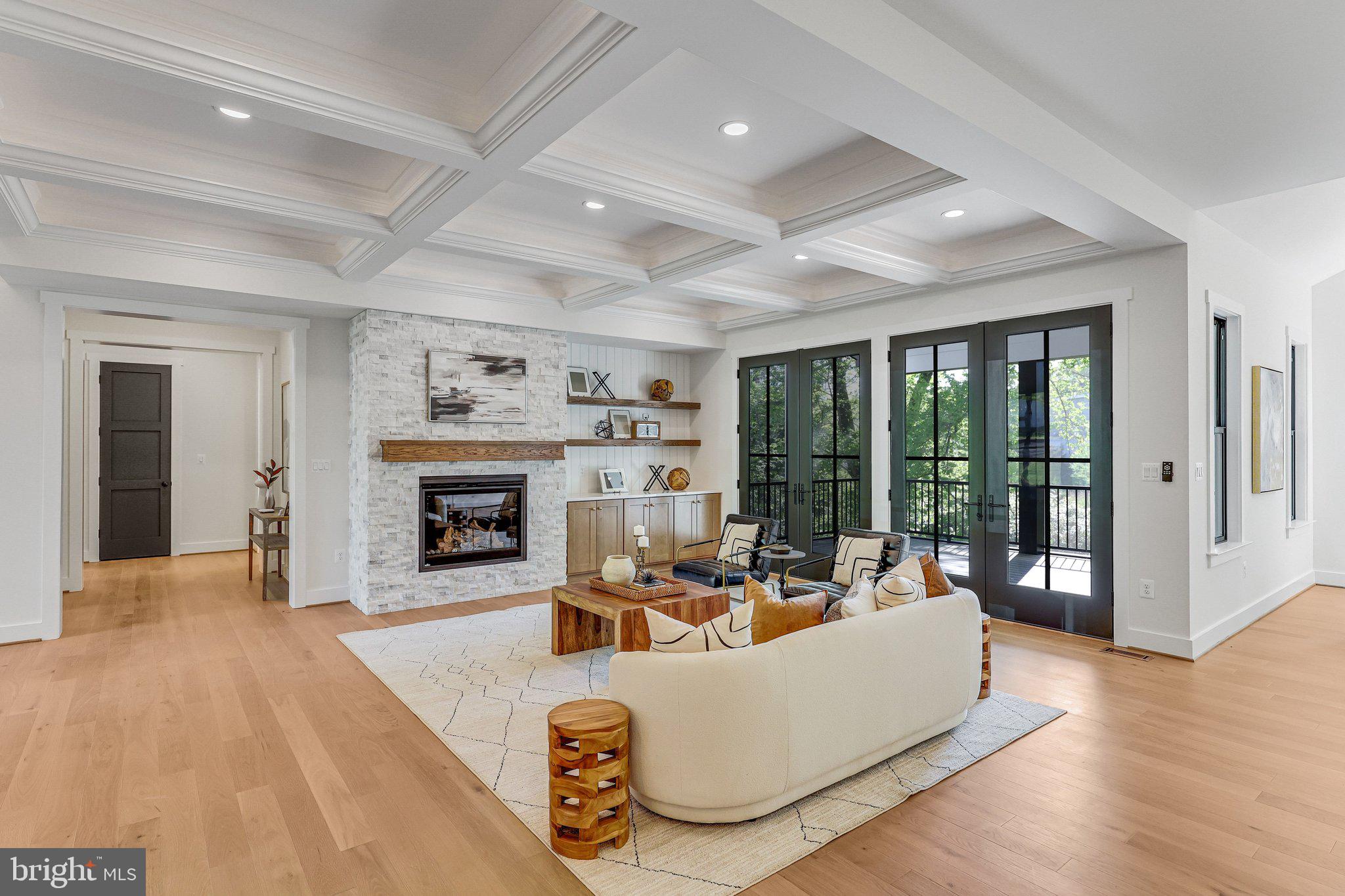 SOUTHAMPTON - Residential