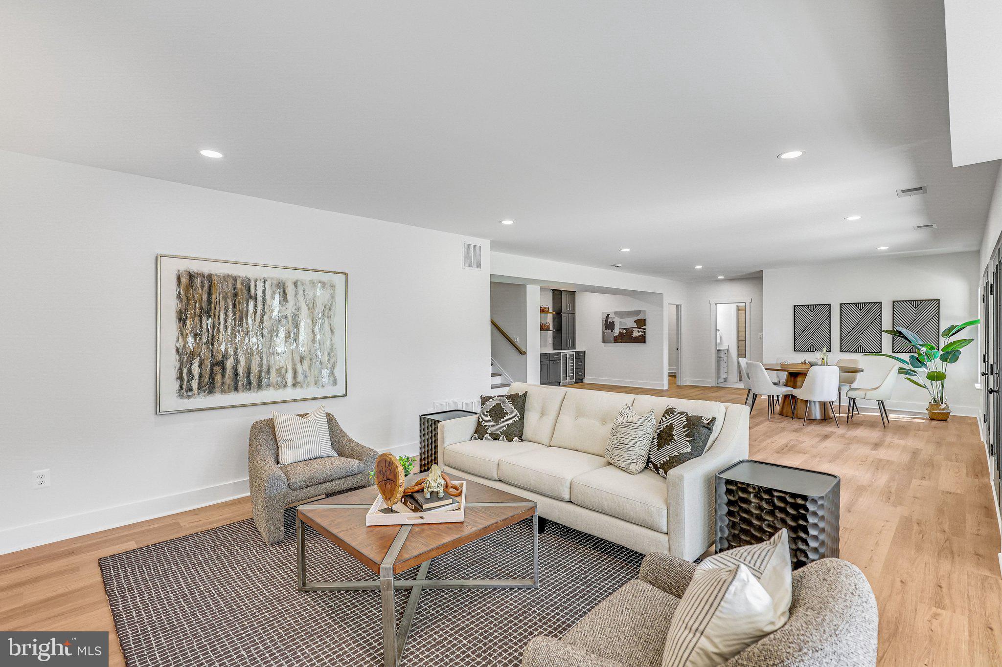 SOUTHAMPTON - Residential