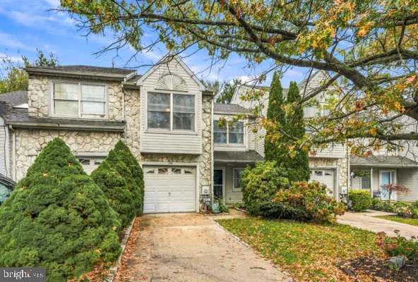 316 LAKE SIDE DRIVE