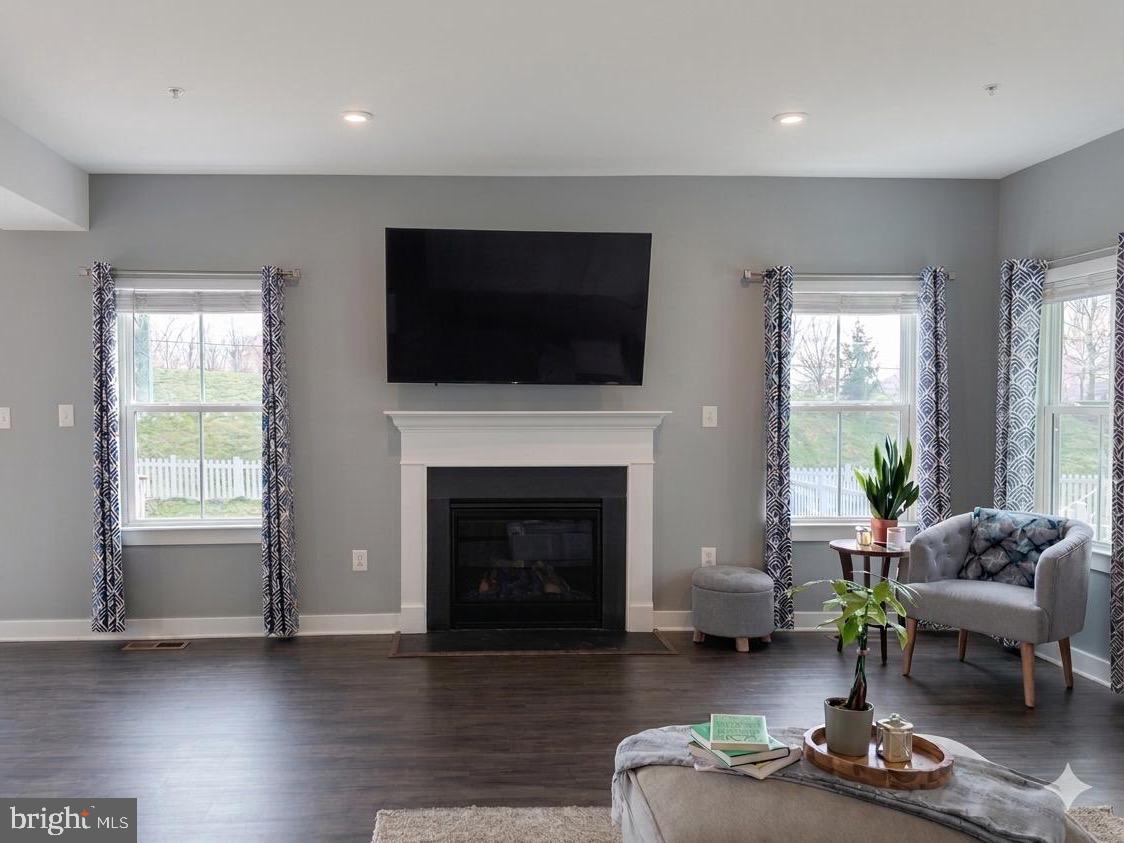 BRUNSWICK CROSSING - Residential