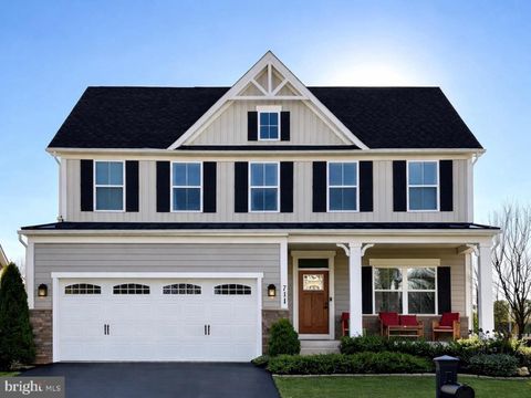 Homes For Sale - 711 Canal Town Street<br/> Frederick County, BRUNSWICK, MD 21716