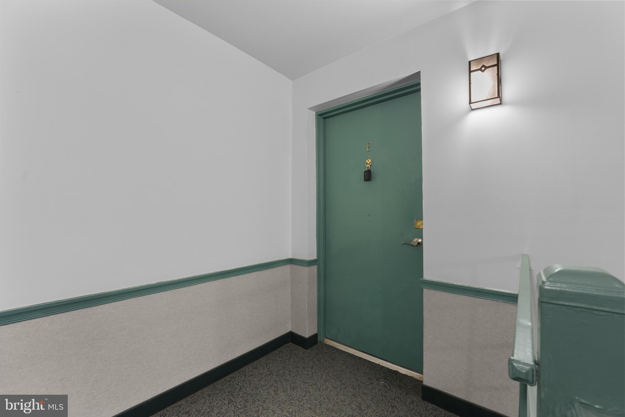 5904 KINGSFORD ROAD E 418