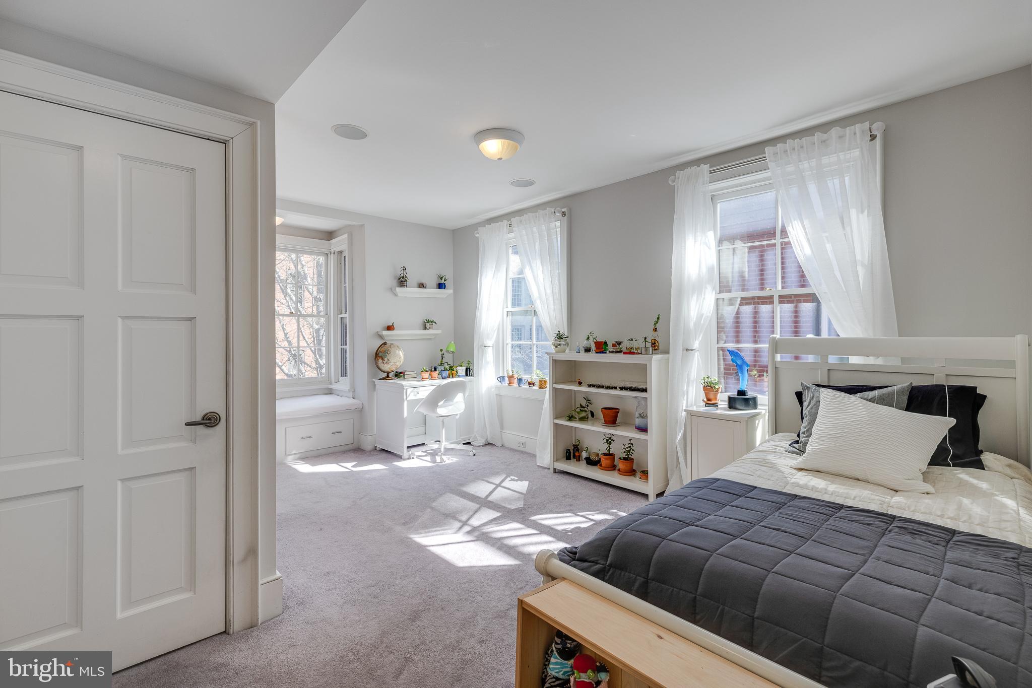 RITTENHOUSE SQUARE - Residential