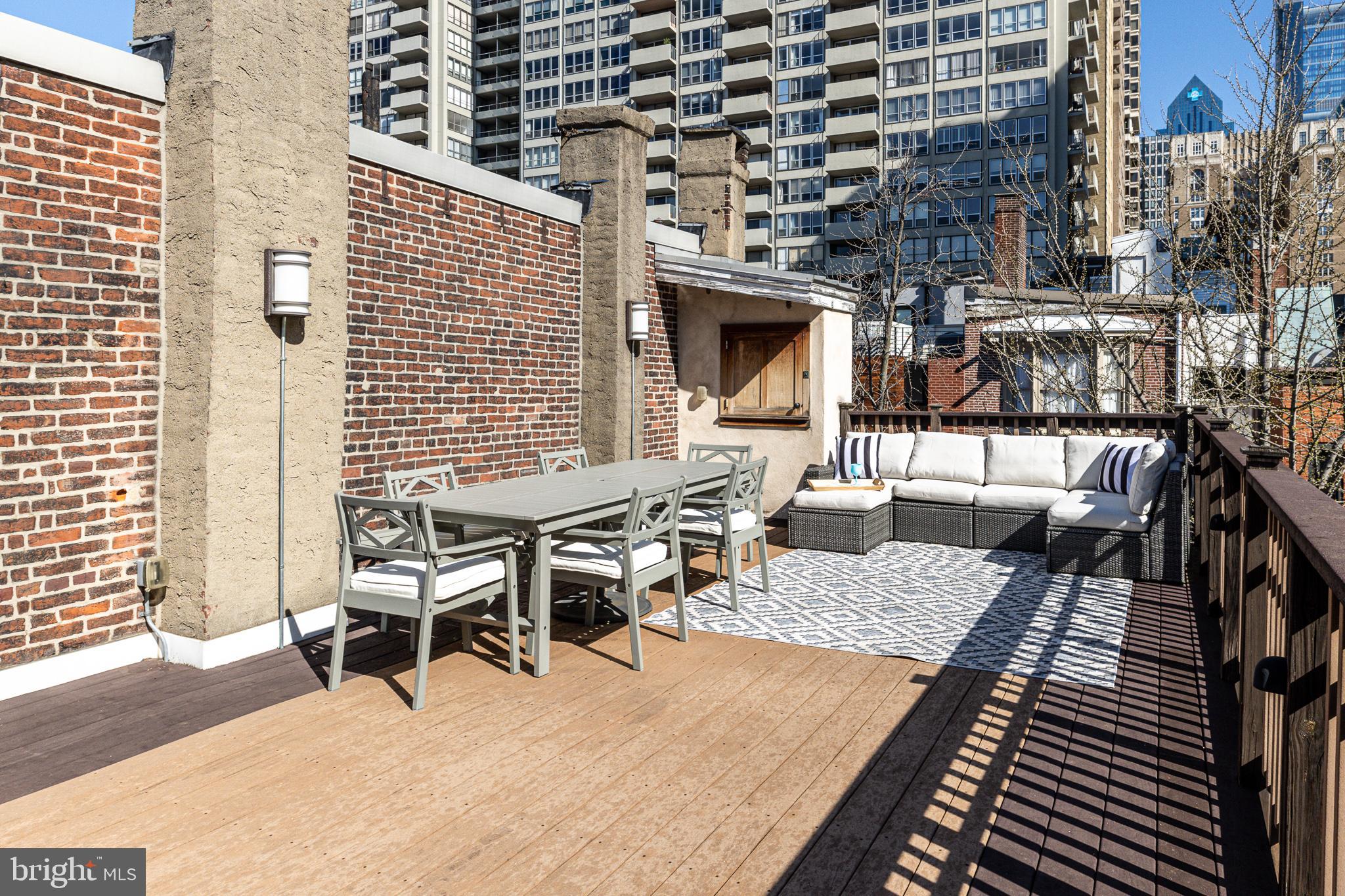 RITTENHOUSE SQUARE - Residential