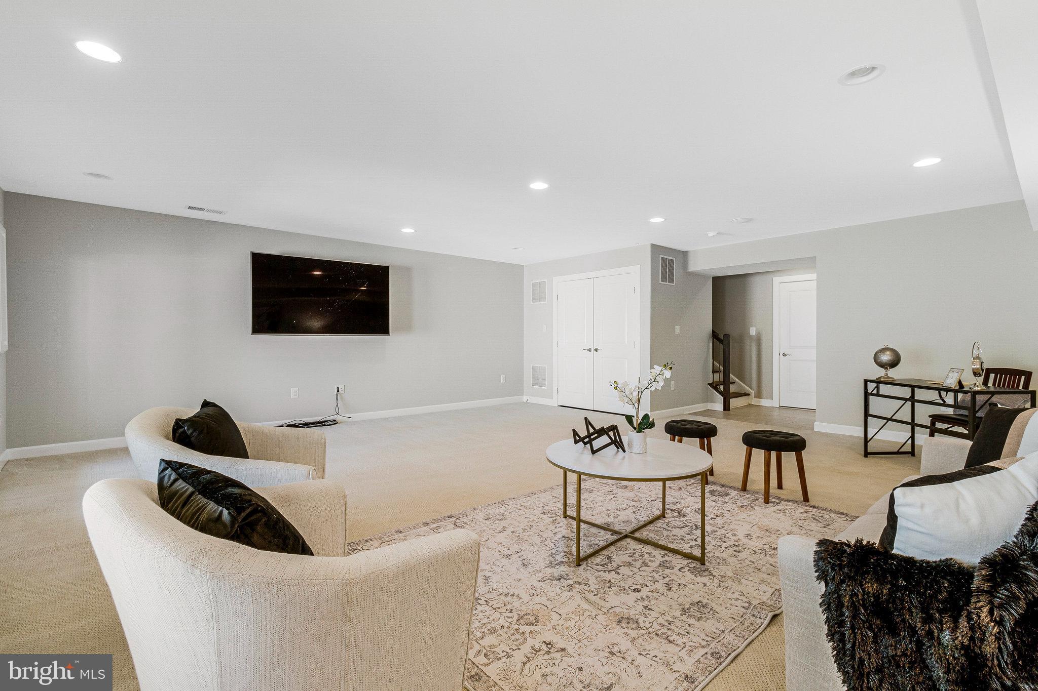 CHESTNUT PLACE - Residential