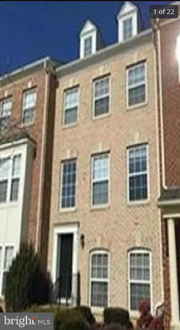 VILLAGE OF IDLEWILD - Residential Lease