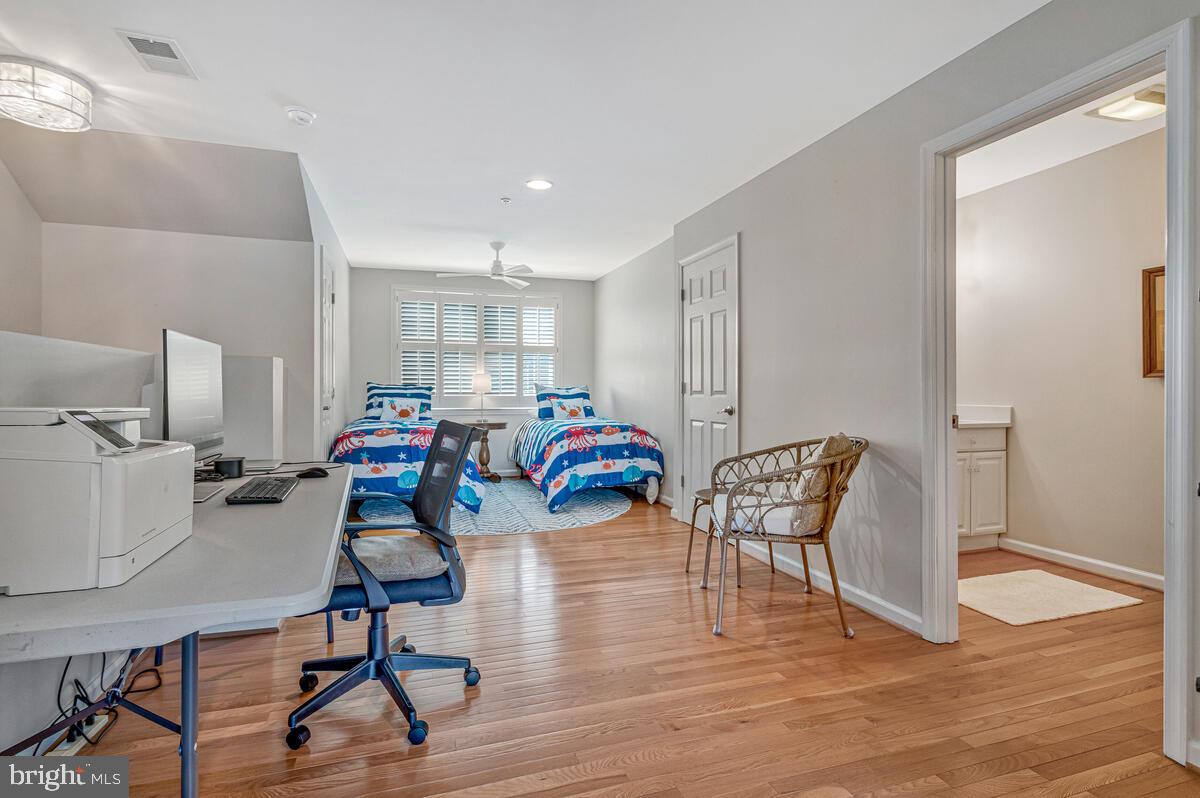 SEA GATE - Residential