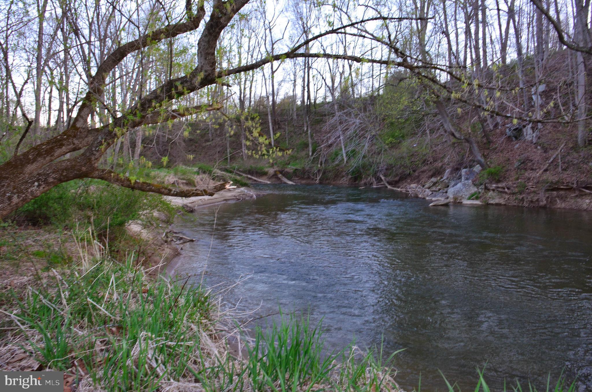 FAIRVIEW FARM - Residential