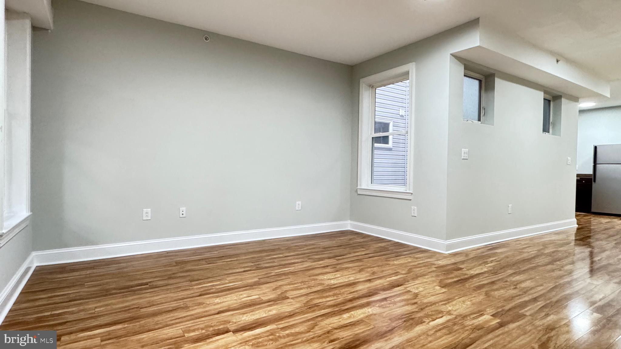 OLDE KENSINGTON - Residential Lease