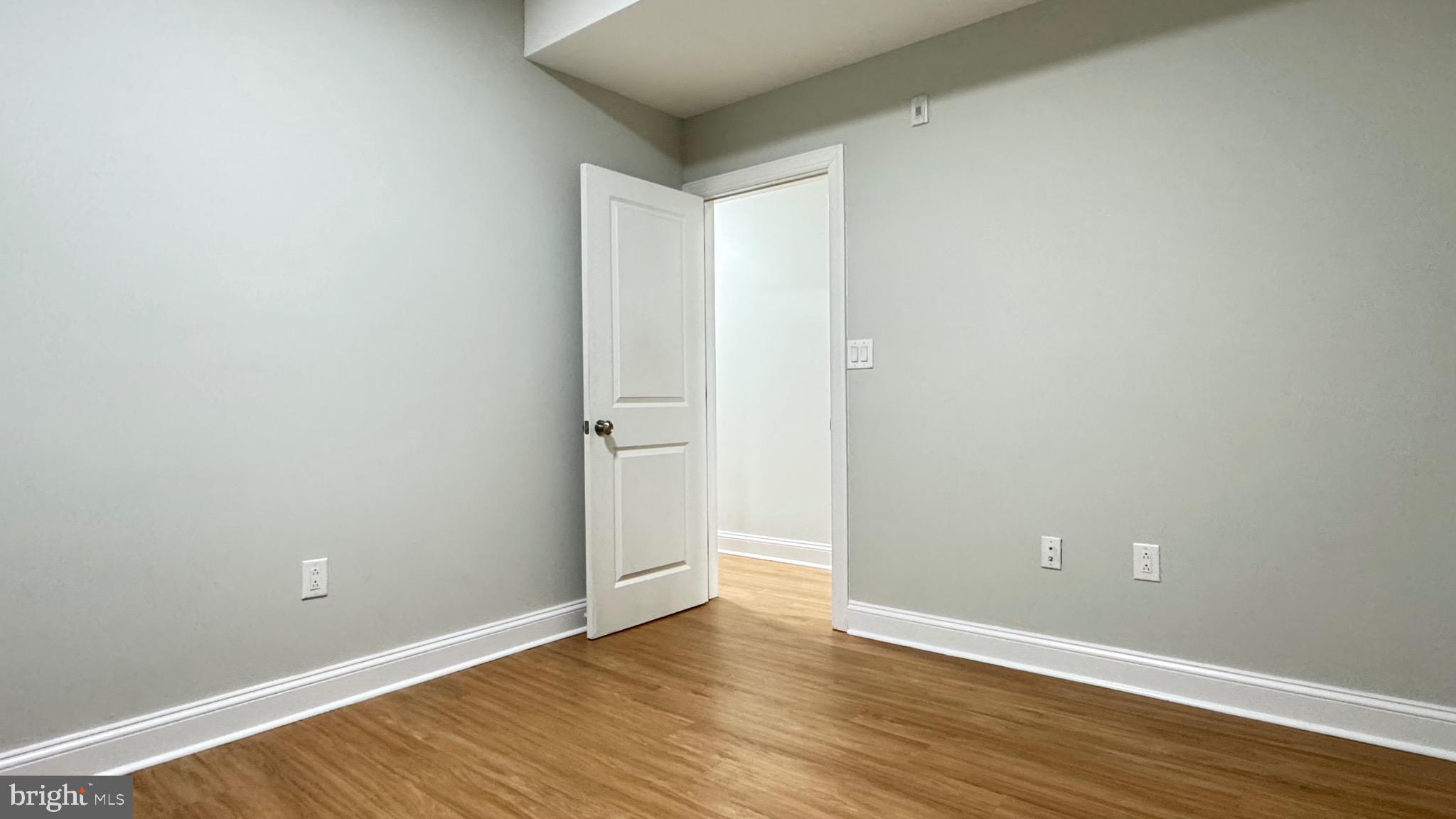 OLDE KENSINGTON - Residential Lease