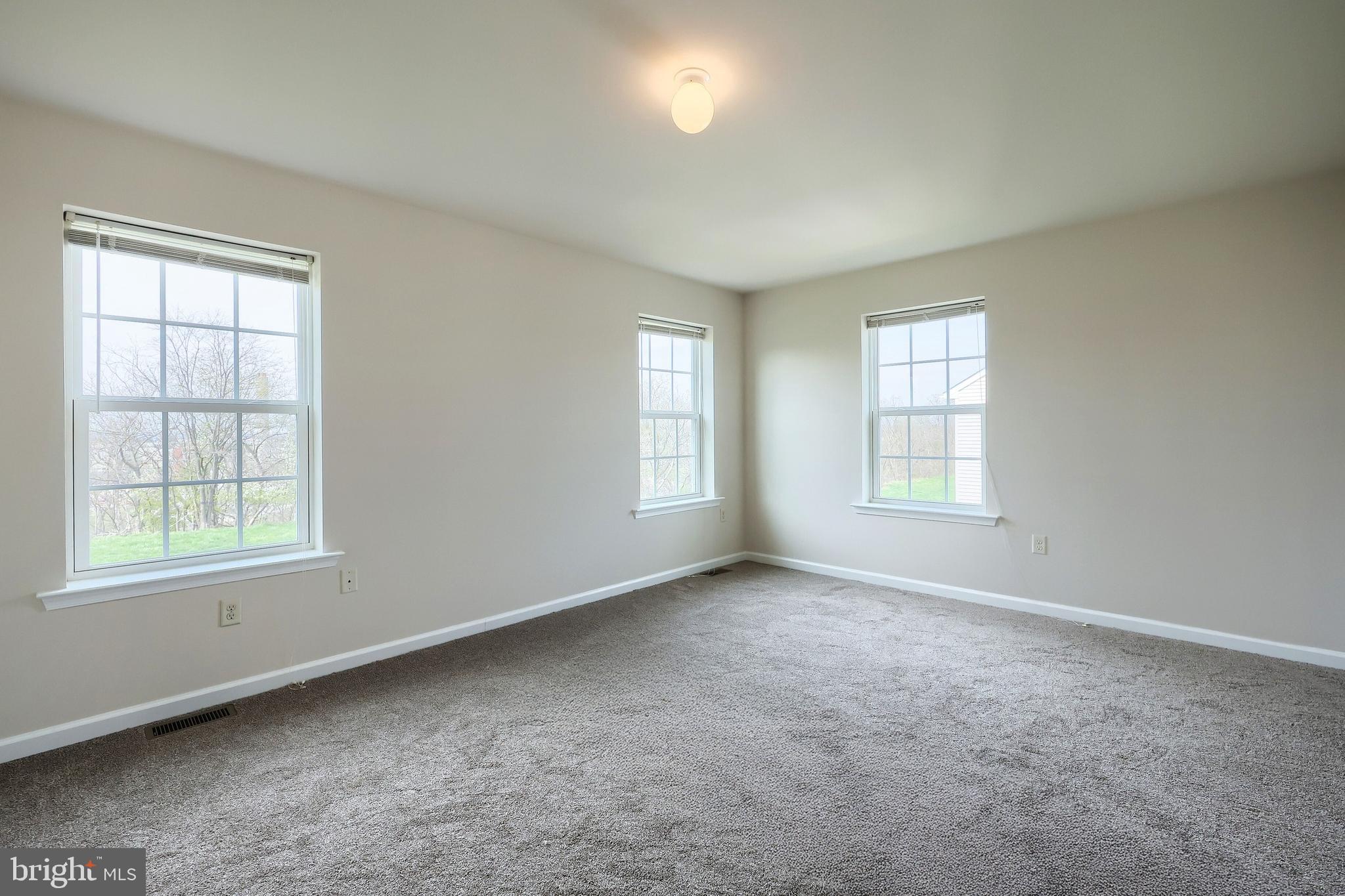 WOODCREST HILLS - Residential