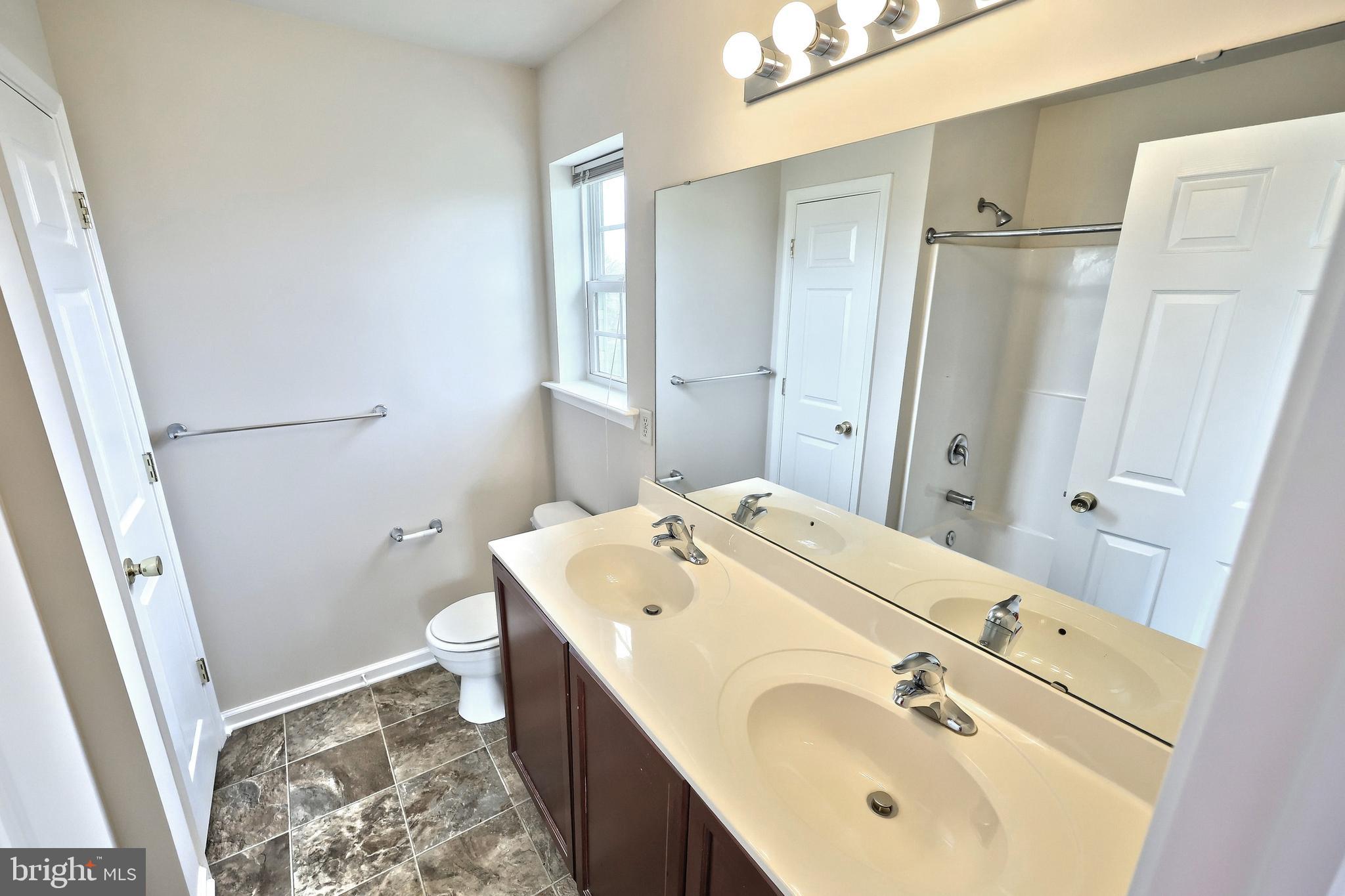 WOODCREST HILLS - Residential