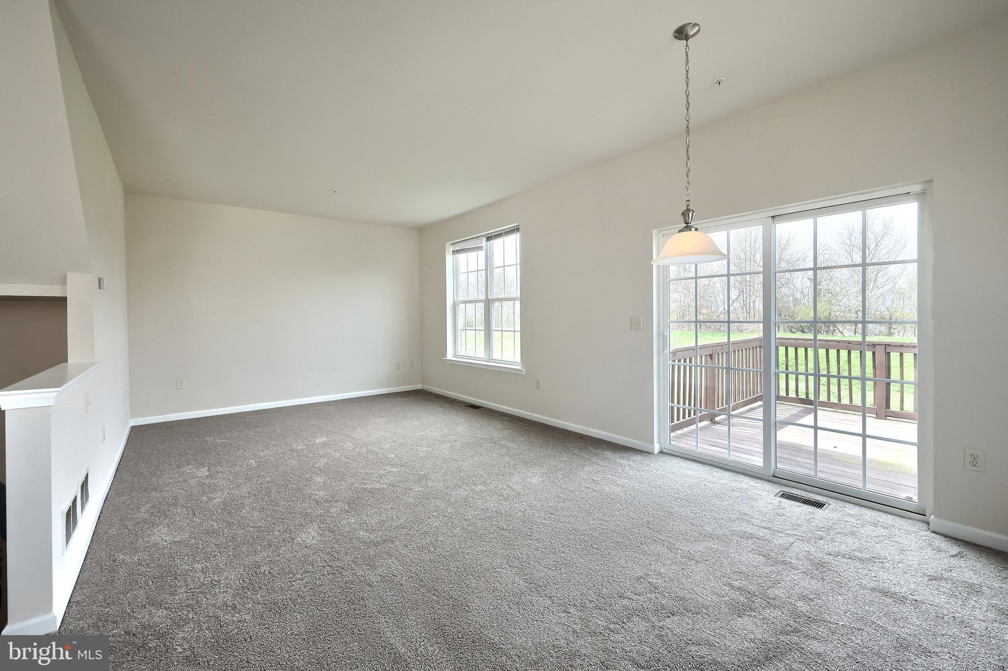 WOODCREST HILLS - Residential