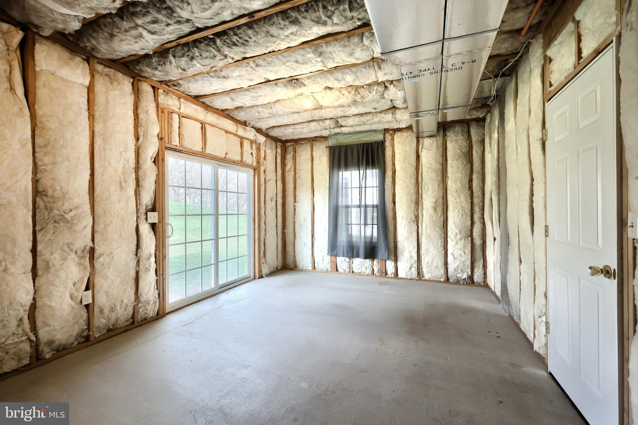 WOODCREST HILLS - Residential