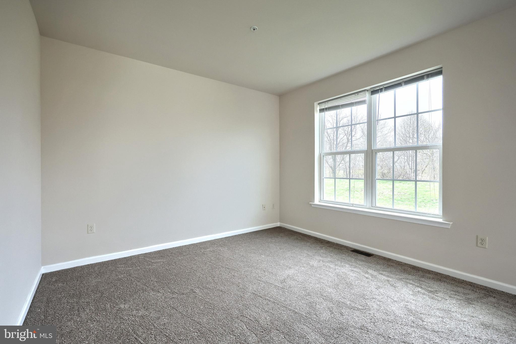 WOODCREST HILLS - Residential