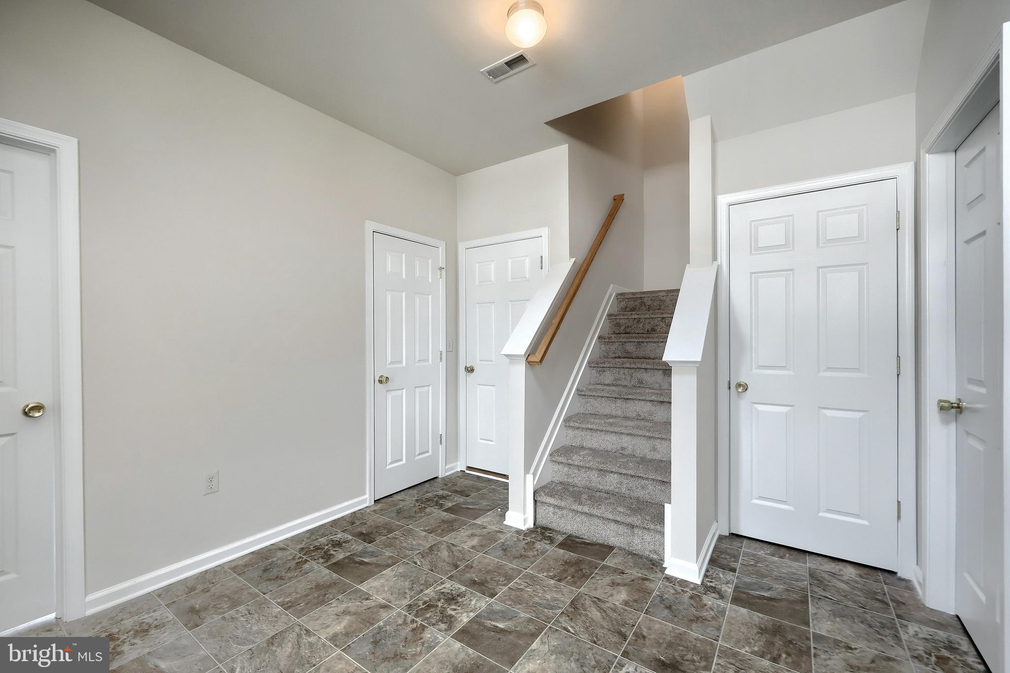 WOODCREST HILLS - Residential