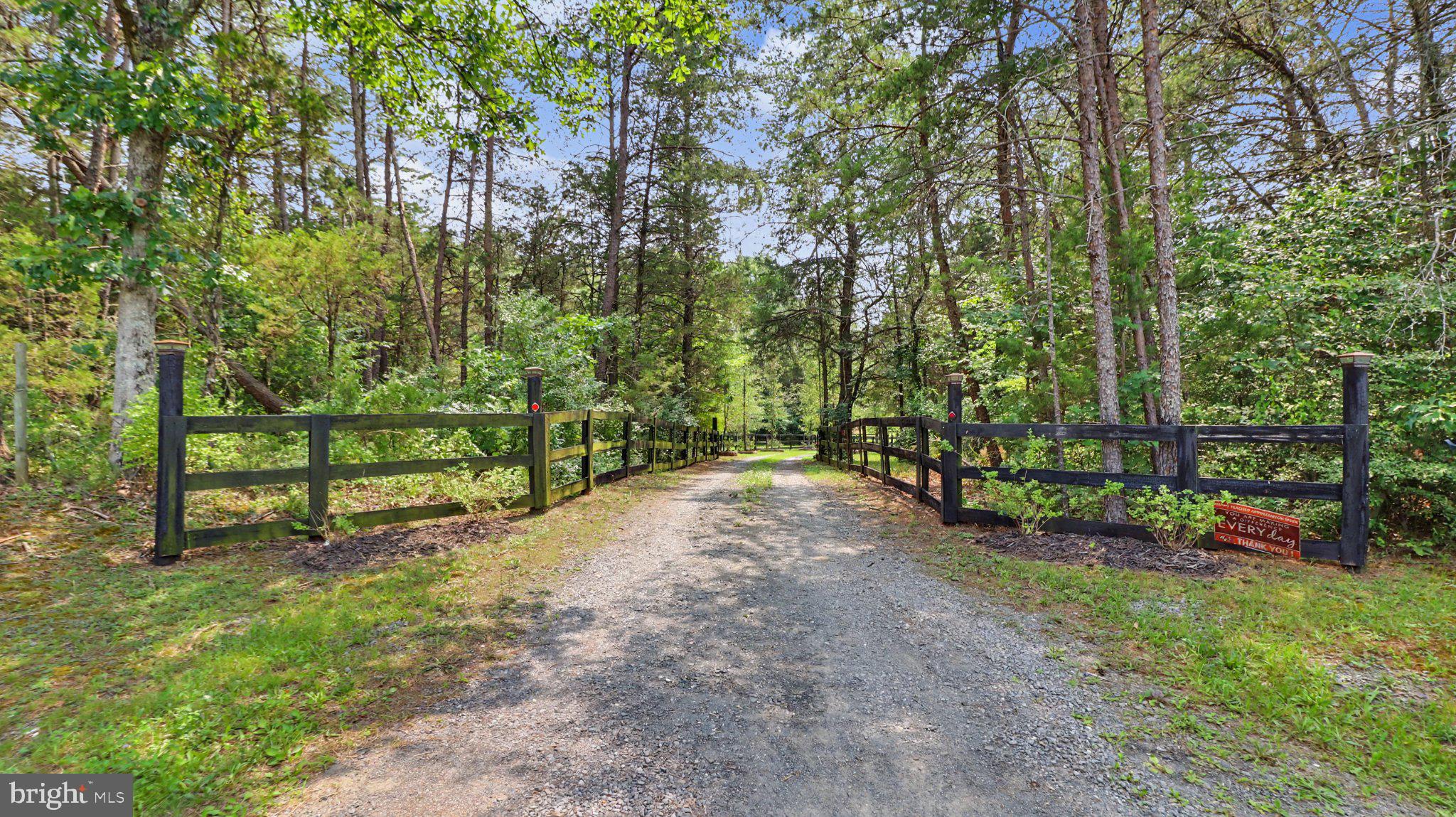 2113 COURTHOUSE ROAD