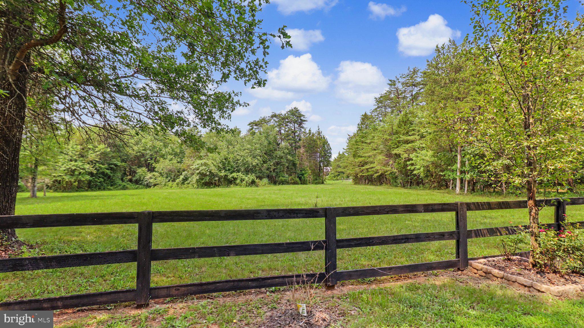 2113 COURTHOUSE ROAD