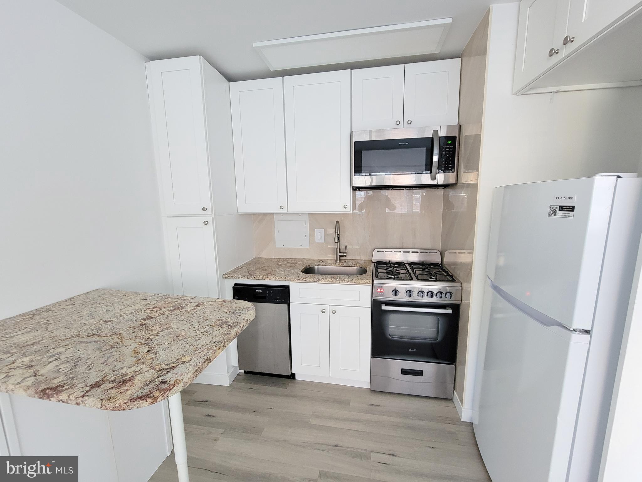 2101 CHESTNUT STREET 17 802