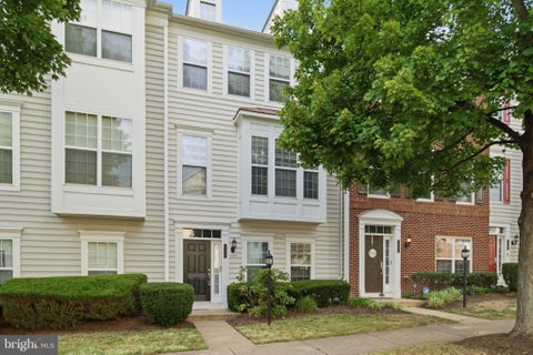 Townhouse For Rent - 14656 Crossfield Way<br/> Prince William County, WOODBRIDGE, VA 22191
