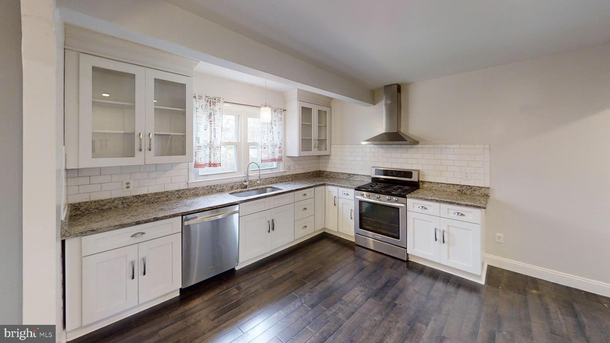 COLONY RIDGE - Residential Lease