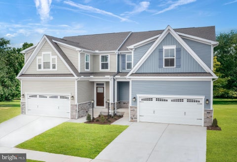Photo of 720 Jack Nicklaus Circle, YORK, PA 17403 (MLS # PAYK2110832)