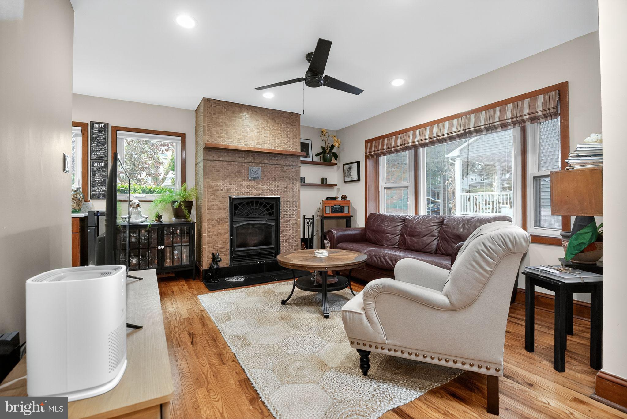 219 E MADISON AVENUE