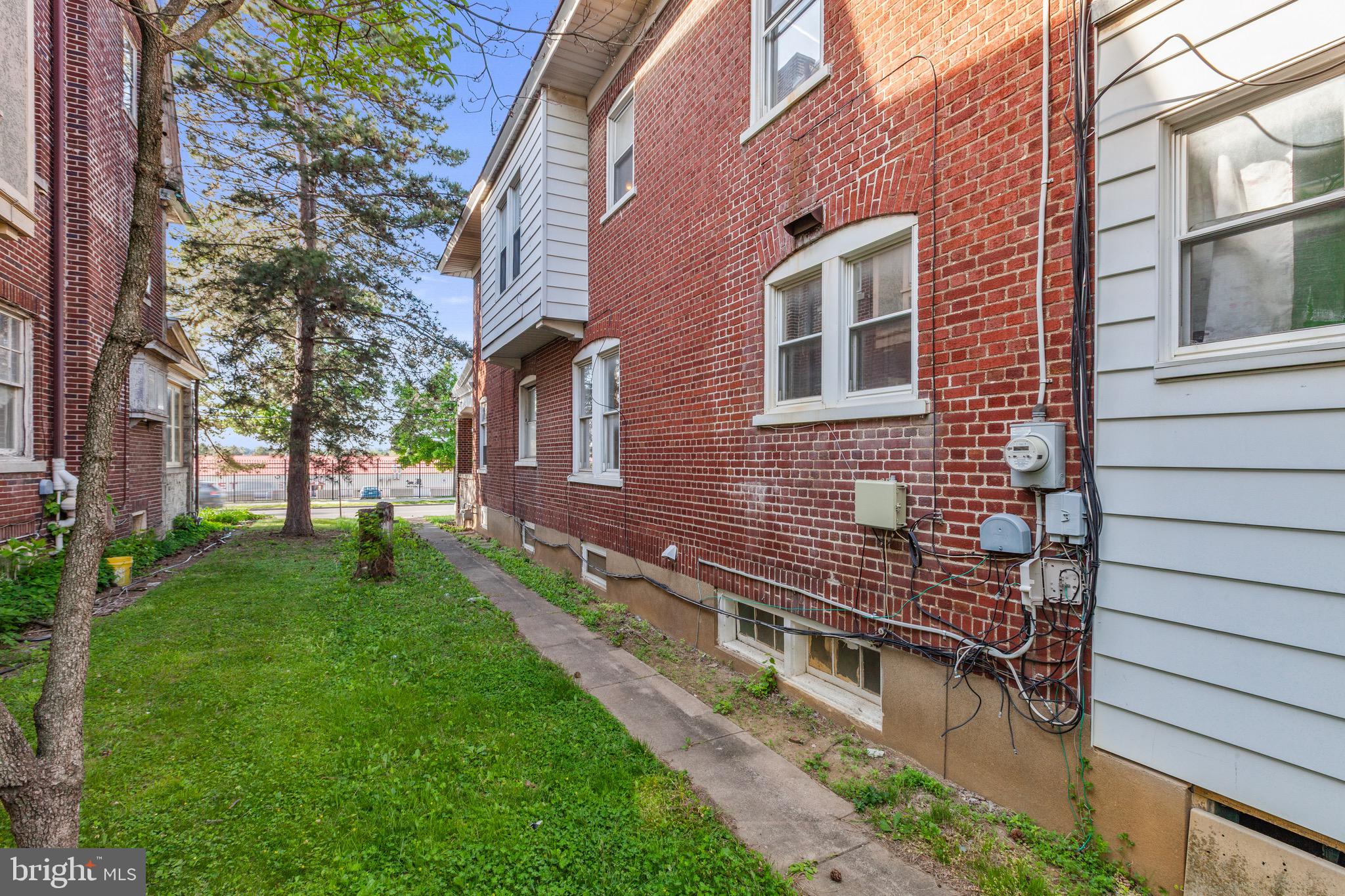 ALLENTOWN - Residential
