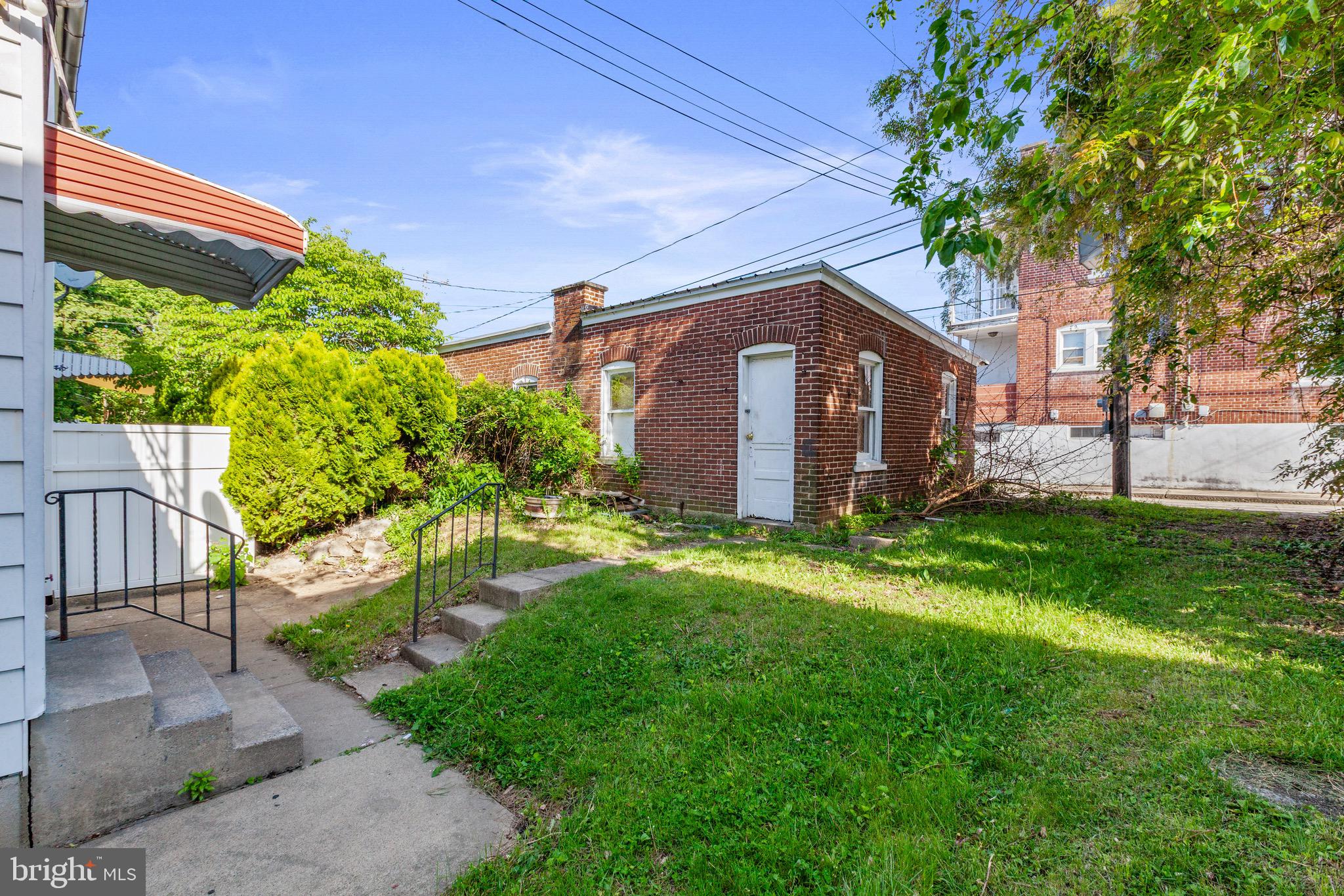 ALLENTOWN - Residential