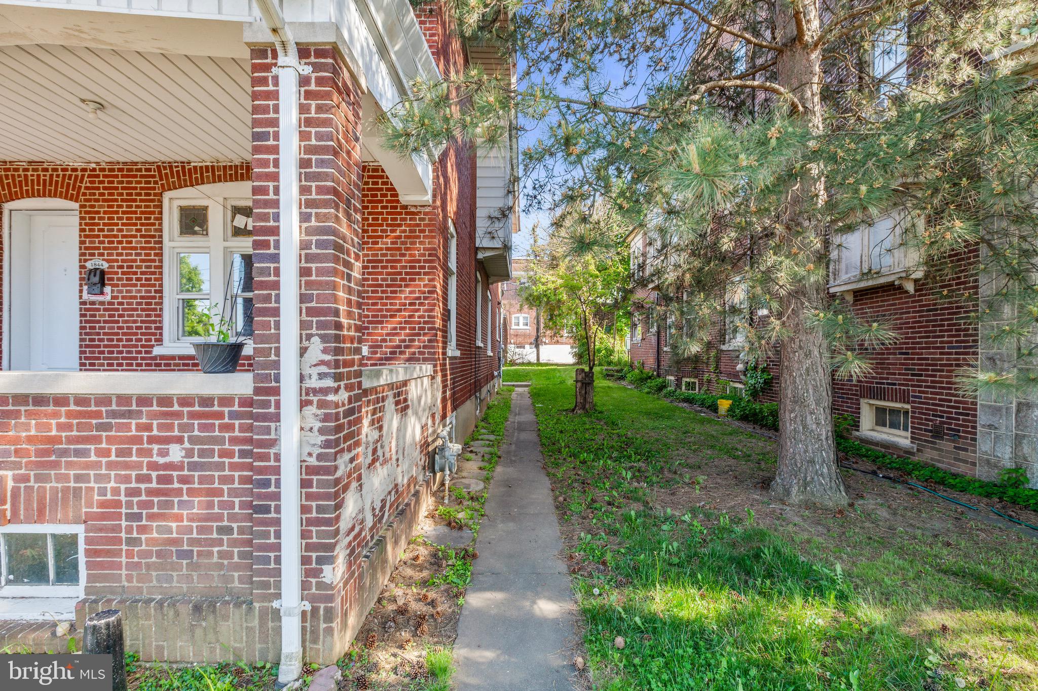 ALLENTOWN - Residential